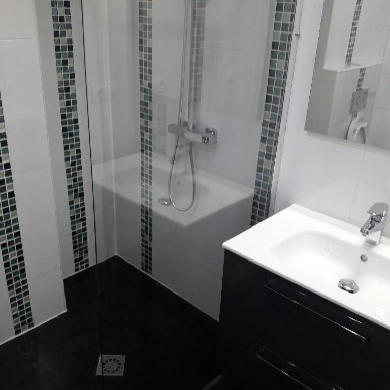 Habitaciones En Ronda 카스트로우르디알레스 외부 사진